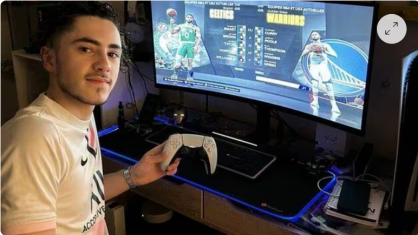Il va participer à la finale de basket E-sport